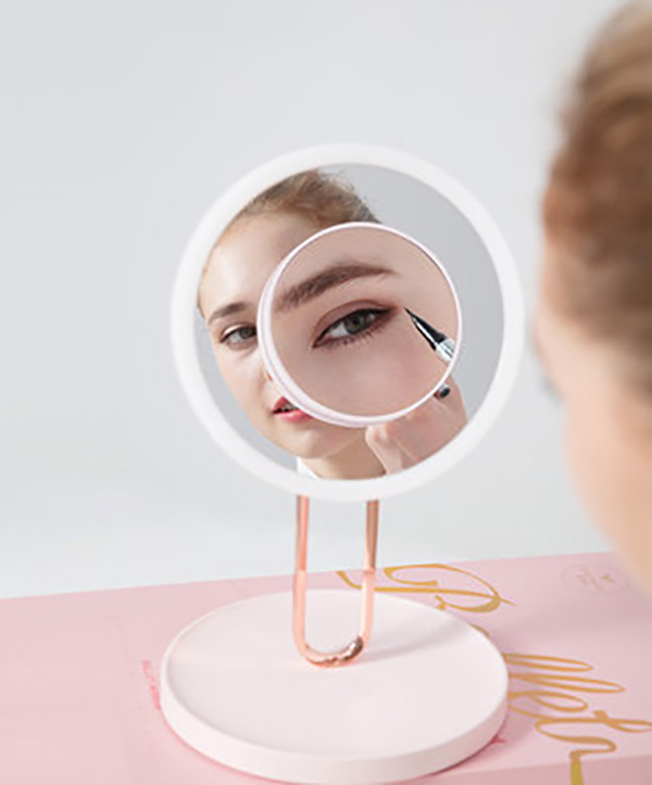 ¿Qué tipo de espejo es adecuado para aplicar maquillaje?